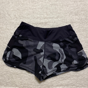 Athleta woman’s shirts size XXS‎